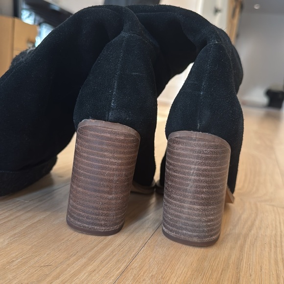 Anthropologie black 7.5 boots - Picture 4 of 5